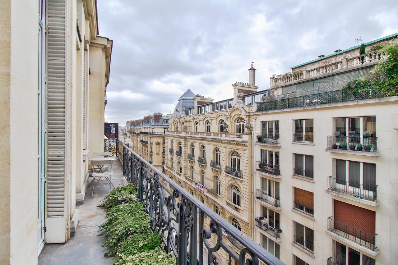 Appartamento Hoche Parigi Esterno foto